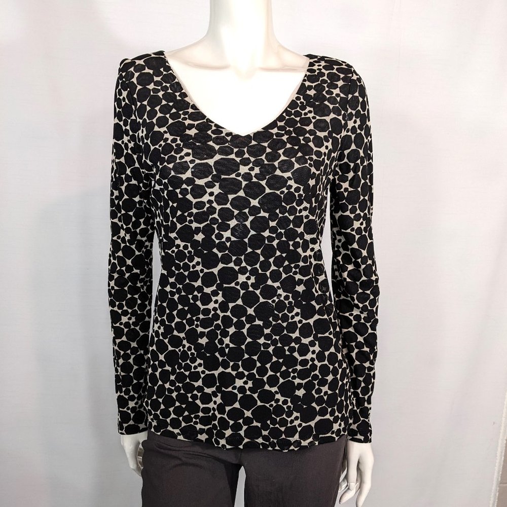 Liz Claiborne Mesh Top (like new)
